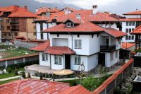 Cozy, Ready To Move In Apartment In Luxury Gated Complex Near Razlog